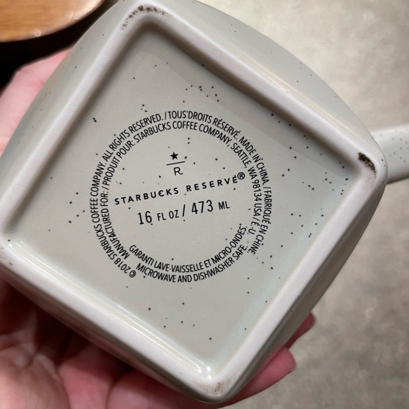 Starbucks Reserve Bevel mug in speckled bone Starbucks Reserve mug 16 fl oz - Picture 9 of 9